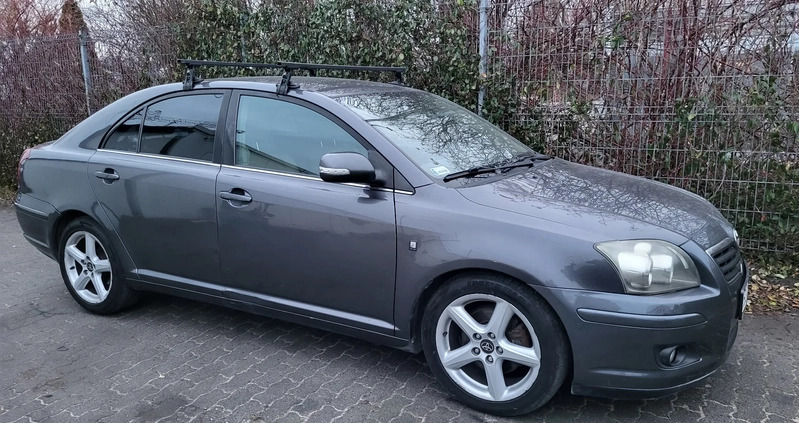Toyota Avensis cena 10900 przebieg: 350000, rok produkcji 2007 z Warszawa małe 326